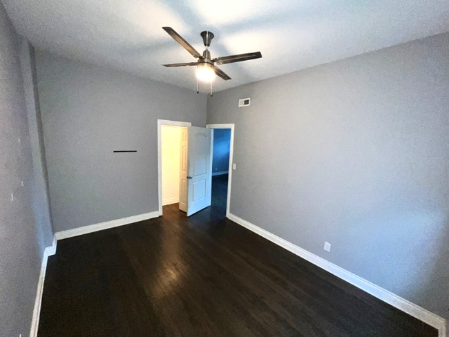 Photo - 3105 W Diversey Ave Apartment