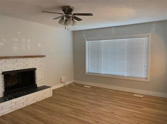 Building Photo - 32306 Diamond Ave