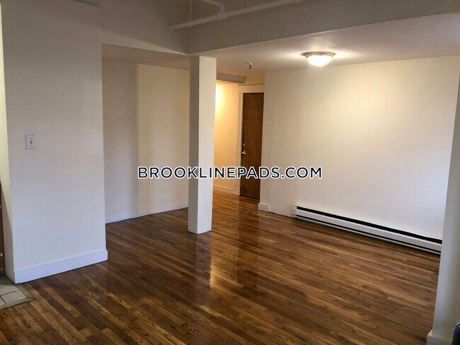 Foto del edificio - 364 Riverway St.