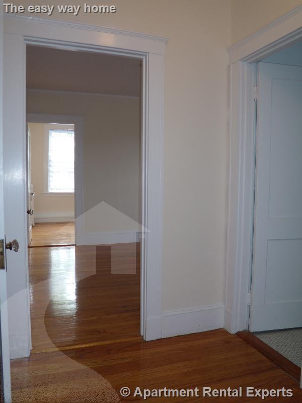 Building Photo - 156-158 Summer St Unit #405