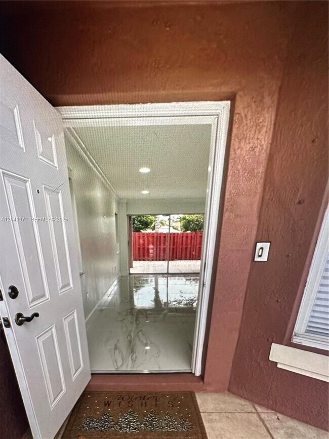 Foto del edificio - 7001 SW 164th Ct