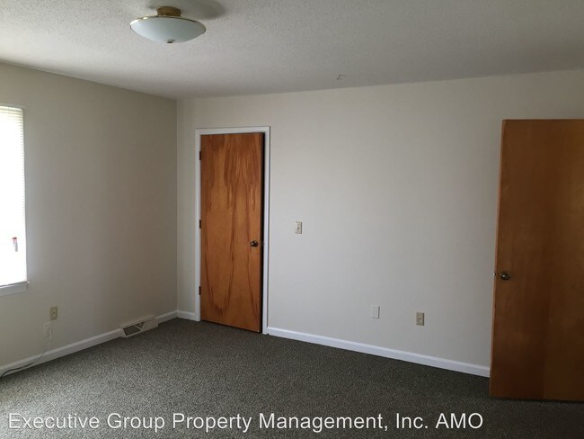 Building Photo - 311 S Atcher St