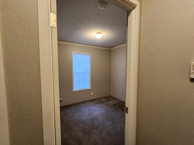 Building Photo - 1301 Avenue A