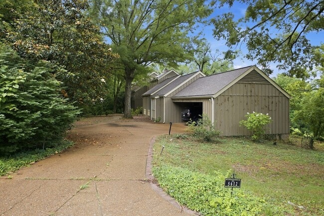 Photo - 5612 Stanford Ct House
