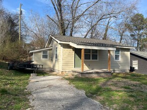 Building Photo - 5 Bragg Cir