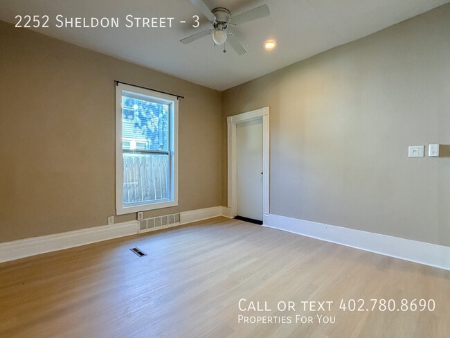 Building Photo - 2252 Sheldon St