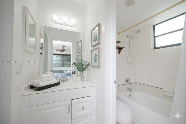 Foto del edificio - 7965 SW 86th St