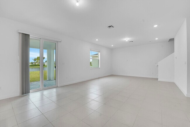 Foto del edificio - 3551 Angler Dr