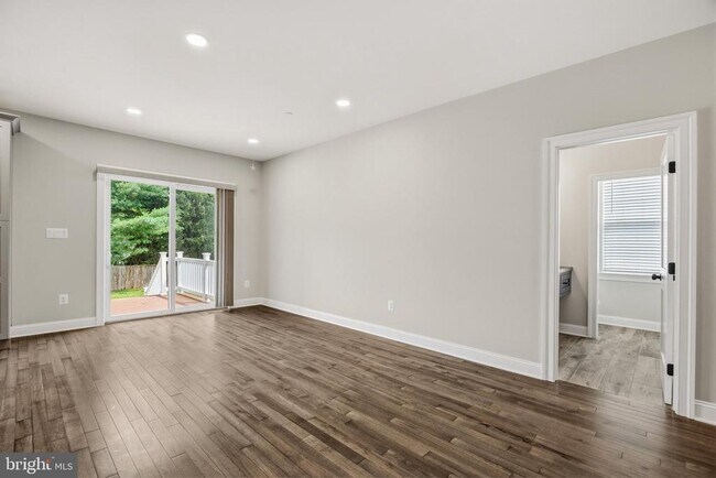 Foto del edificio - 474 Brightwood Rd