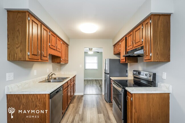 Foto del edificio - 650 Cranford Dr