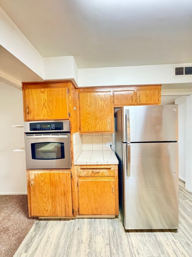 Foto del edificio - House for Rent!