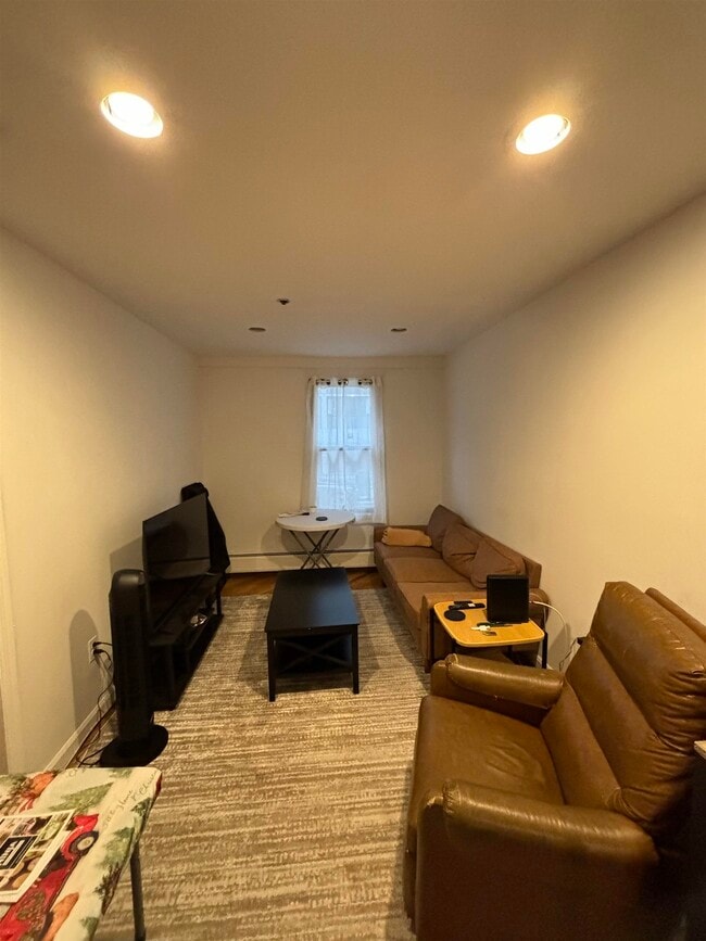 Foto del edificio - 409 1st St