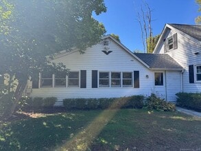 Building Photo - 95 Hicock Dr