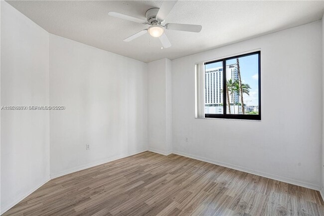 Building Photo - 100 N Federal Hwy