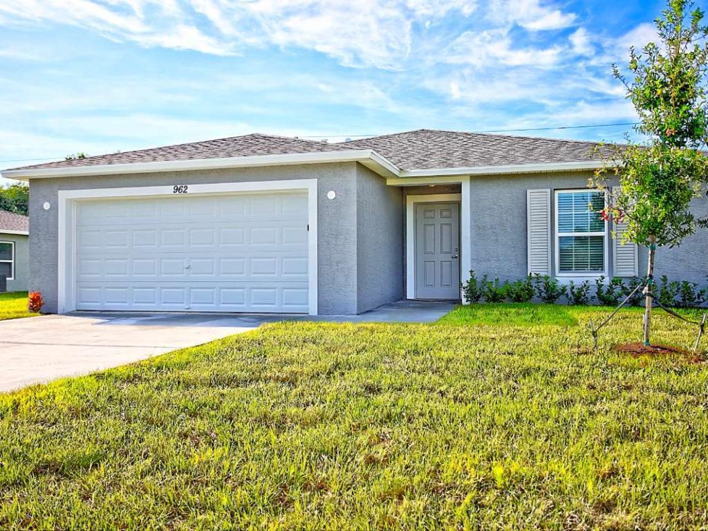 Foto principal - 2396 SW Salmon Rd