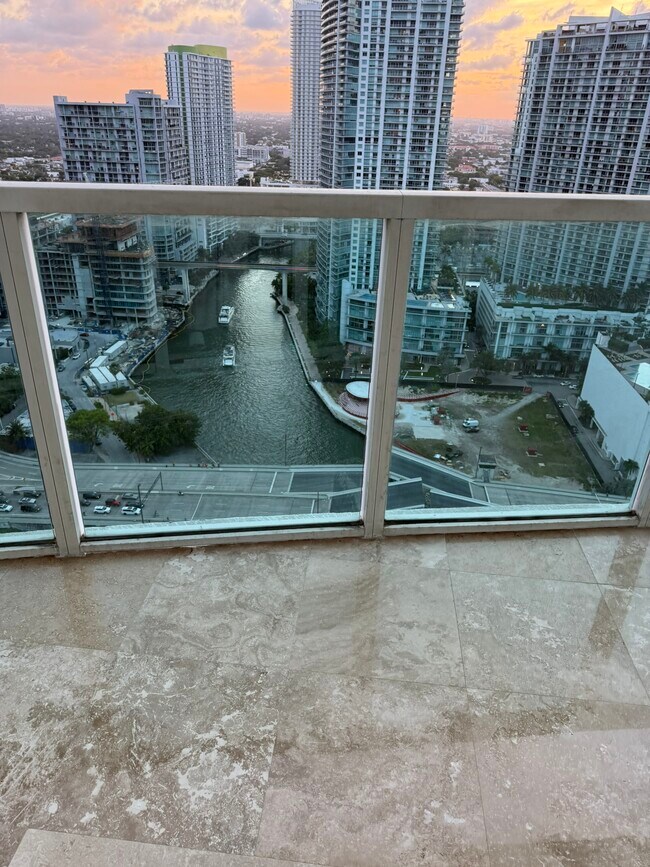 Foto del edificio - 31 SE 5th St