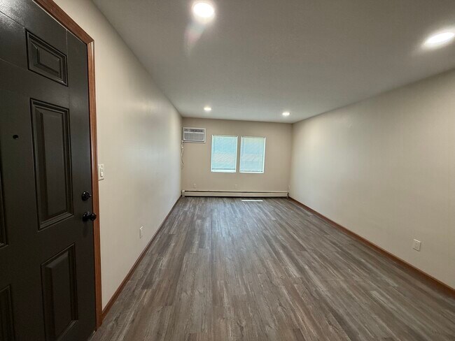 Sala de estar - 1322 W Montrose St
