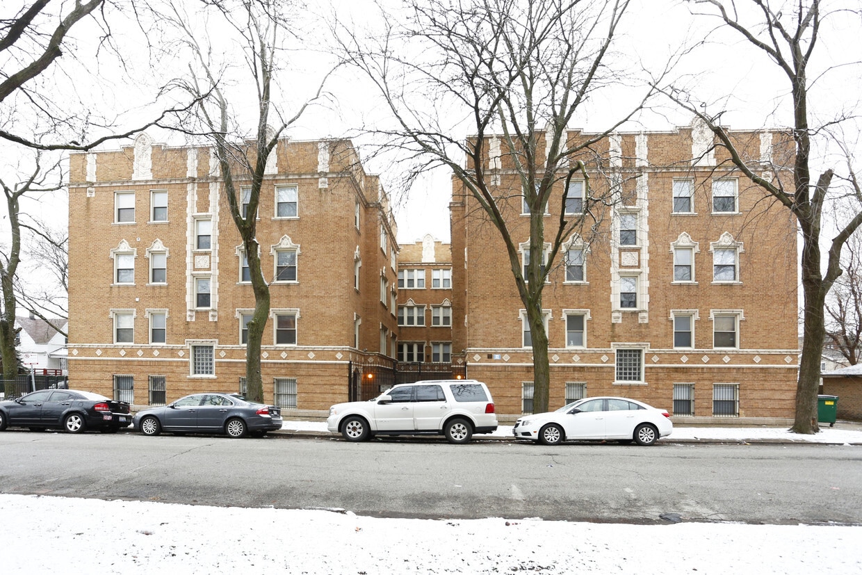 Primary Photo - 917 E 78th St