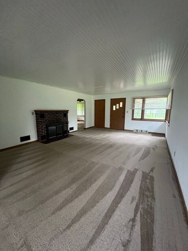 Foto del edificio - 2 Bedroom 1 Bath Single Family Home Available!