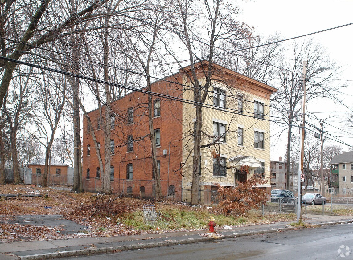 Foto del edificio - 49-51 Cabot St