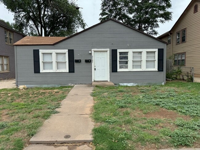 Building Photo - 2107 14th St