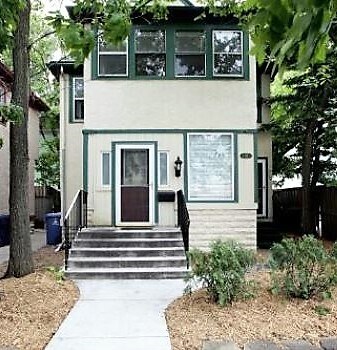 Foto del edificio - 1107 W 24th St
