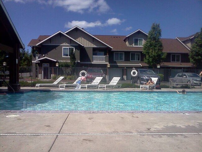 Foto del edificio - 10800 SE 17th Cir