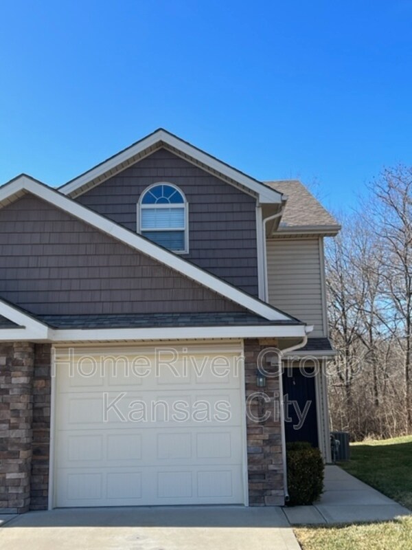 8330 N Spruce Ave, Kansas City, MO 64119 House Rental in Kansas City