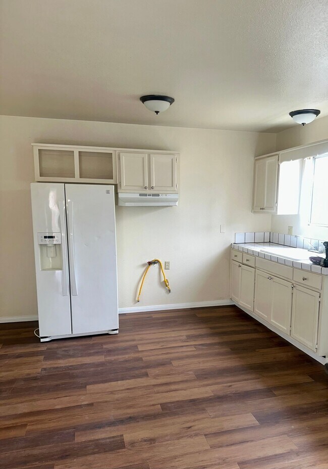 Foto del edificio - 427 E 98th St