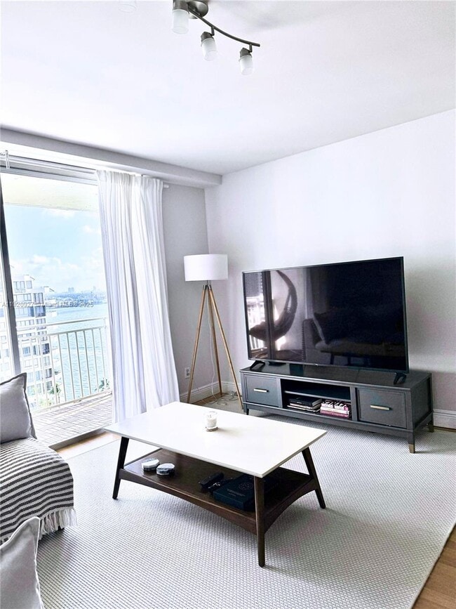 Foto del edificio - 770 Claughton Island Dr