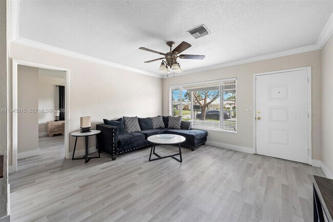 Foto del edificio - 81 NE 47th St