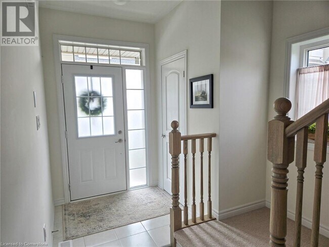 Photo du bâtiment - 305 Garner Rd W