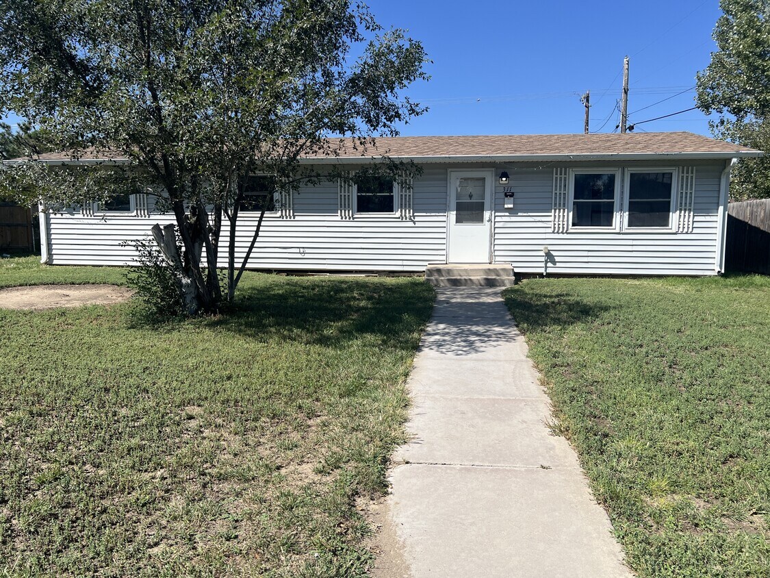 Foto principal - 311 S Lake St