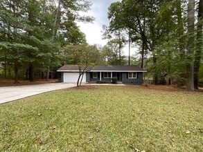 Building Photo - 3691 Idle Creek Dr