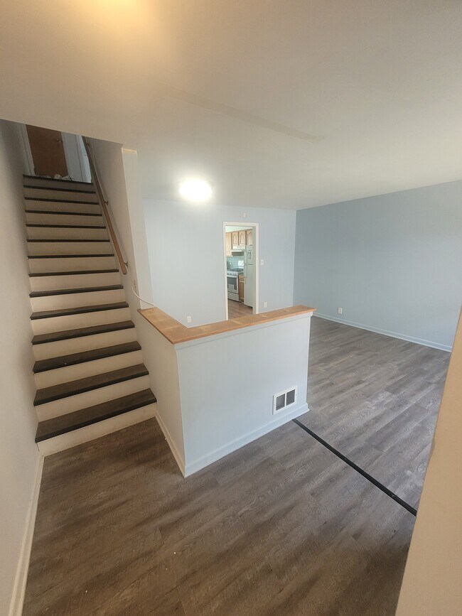 Foto del edificio - 7900 W Lawrence Ave