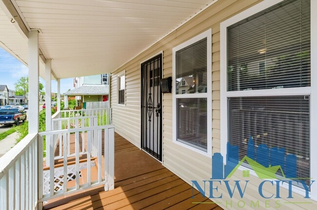 Building Photo - WAIVED $100 ADMIN FEE CALL TODAY!  Newly U...
