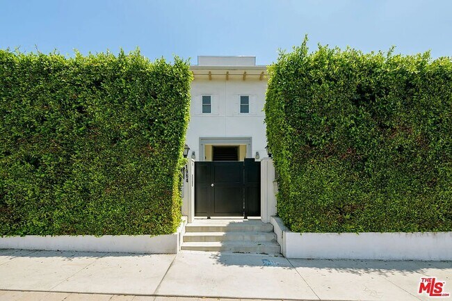 Foto del edificio - 1962 Argyle Ave