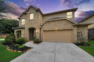 Building Photo - 23714 Via Viale Dr