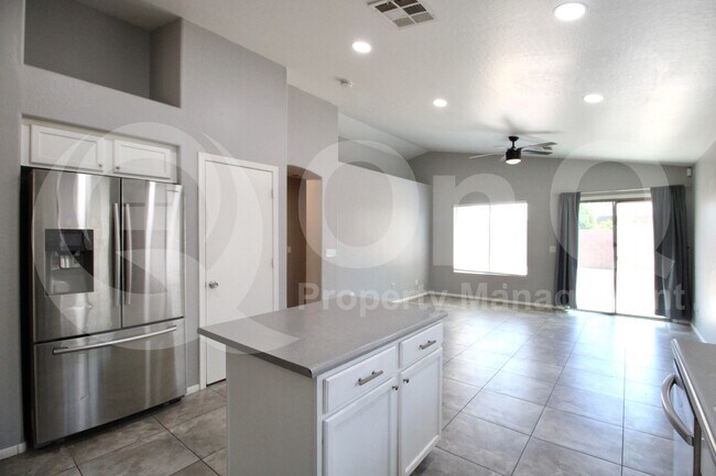 Building Photo - 14867 W Acapulco Ln