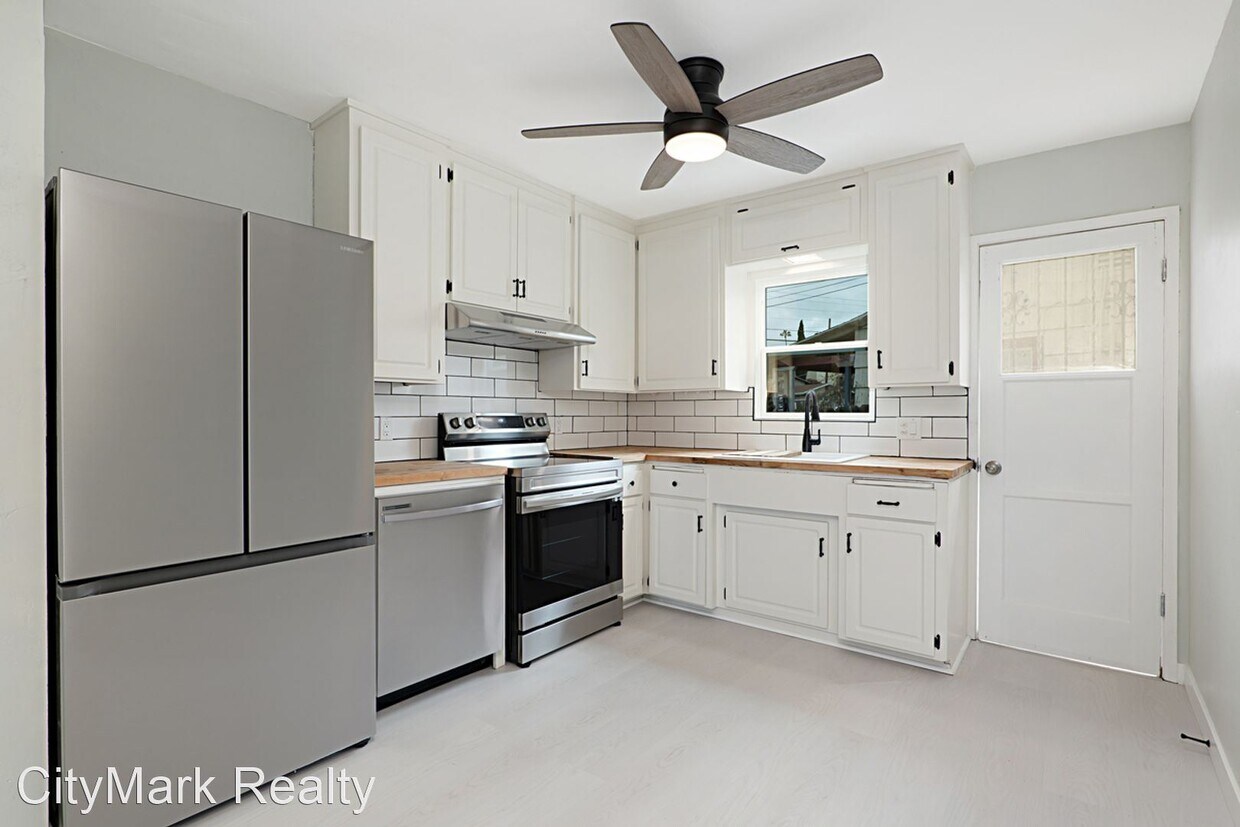 Primary Photo - 2 br, 2 bath House - 5405 Olvera Ave