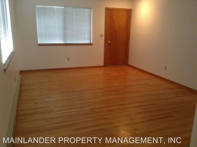 Building Photo - 8707-8737 SW Terwilliger Blvd