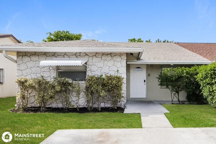 Primary Photo - 3914 Harwood, Lake Park, FL 33403