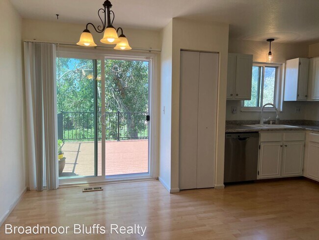 Foto del edificio - 3 br, 2 bath House - 815 Crosstrail Drive