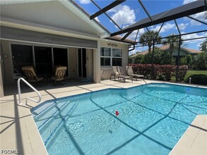 Building Photo - 10630 Camarelle Cir
