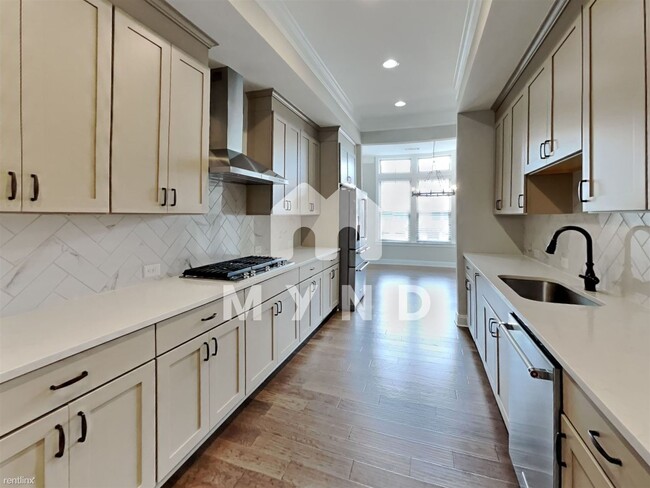 Building Photo - 2 br, 2.5 bath Townhome - 3671 Allegretto Cir