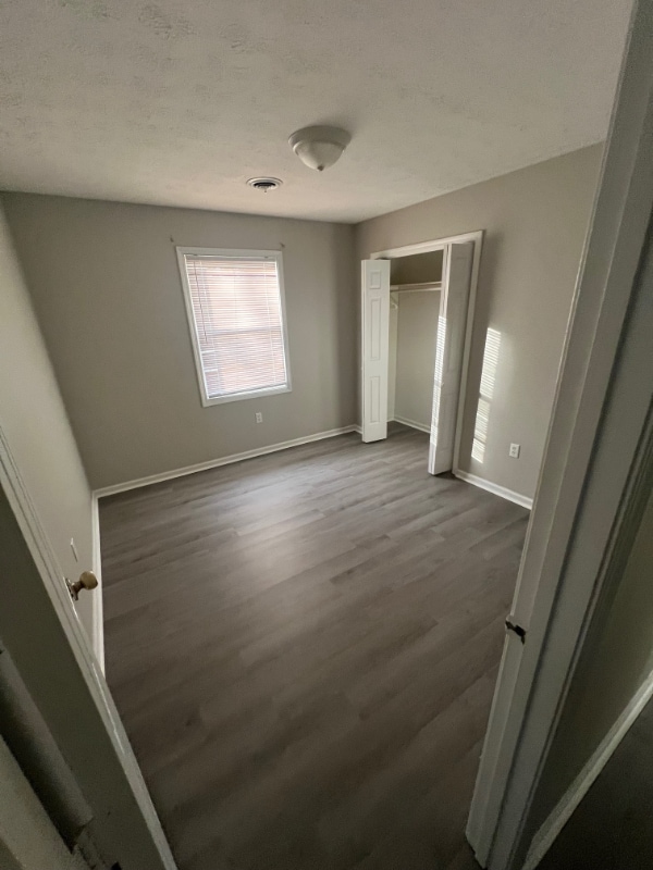 Building Photo - 107 Molloy Ct