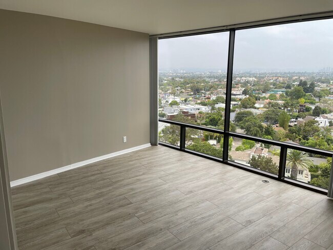 Foto del edificio - 4337 Marina City Dr