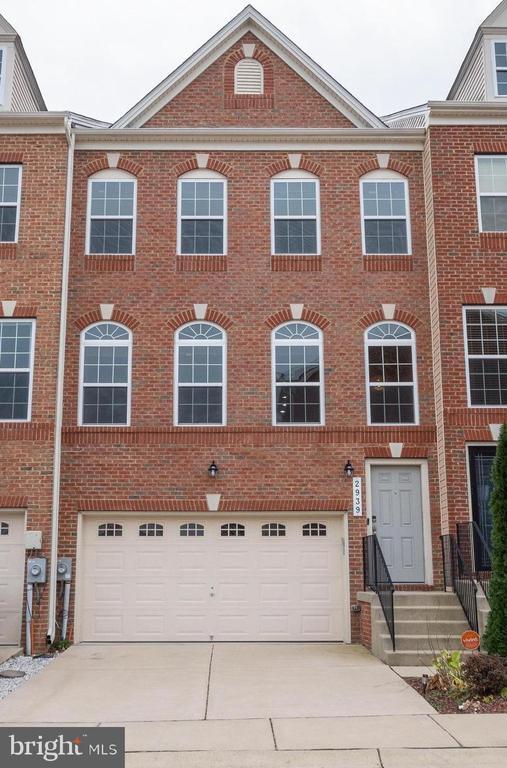 Foto principal - 2939 Sedgemore Pl