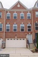 Building Photo - 2939 Sedgemore Pl