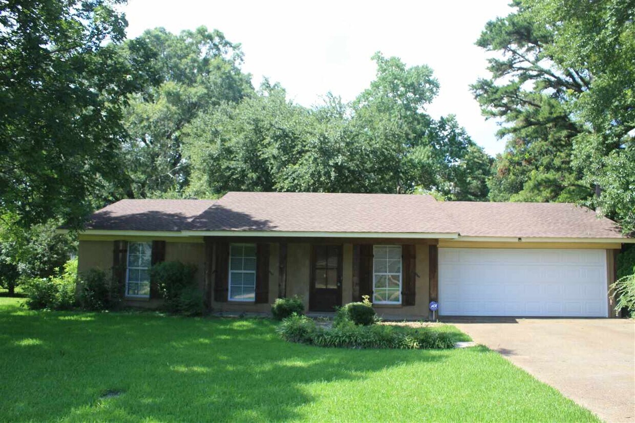 Primary Photo - 120 Kaye Dr